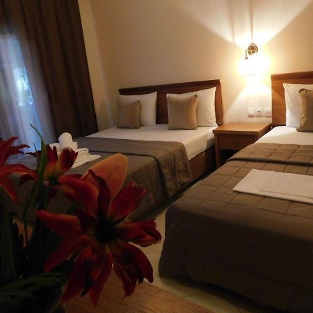 Hotel Anna House 1 à Sarti Extérieur photo